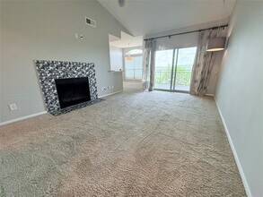 6000-22 Shepherd Mountain Cove in Austin, TX - Building Photo - Building Photo