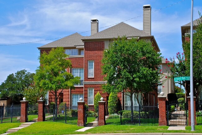 Townhomes of Remington Aim in Fort Worth, TX - Foto de edificio - Building Photo