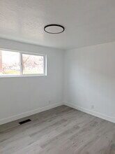 1958 W 4700 S in Roy, UT - Building Photo - Building Photo