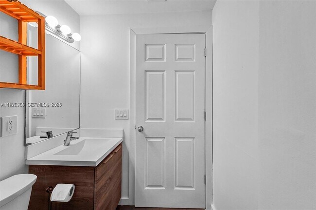 1450 Meridian Ave in Miami Beach, FL - Building Photo - Building Photo