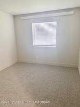 5907 N Silver Fox Rd in Idaho Falls, ID - Building Photo - Building Photo