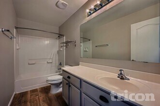 1098 E Kelsi Ave, Unit 1 in Queen Creek, AZ - Building Photo - Building Photo