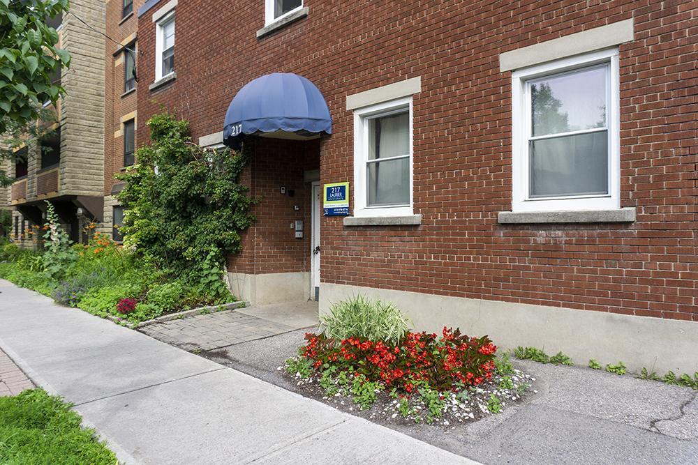 217 Laurier Apartments Ottawa, ON Apartments For Rent