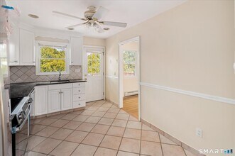 48 Lanell Dr in Stamford, CT - Building Photo - Building Photo