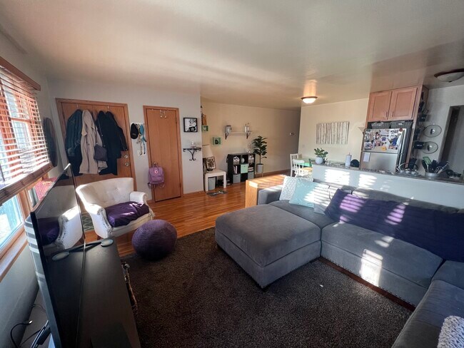 3827 France Ave S in Minneapolis, MN - Building Photo - Building Photo