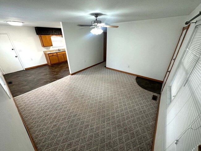 3028 Meadowview Dr in Parkersburg, WV - Building Photo - Building Photo