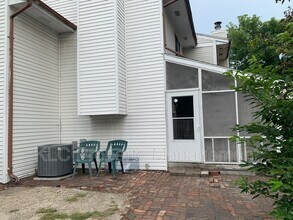1341 Stewart St in Des Moines, IA - Building Photo - Building Photo