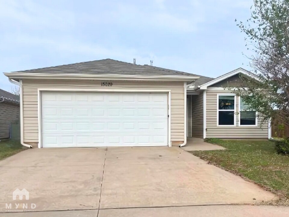15029 Madder Dr in Edmond, OK - Building Photo