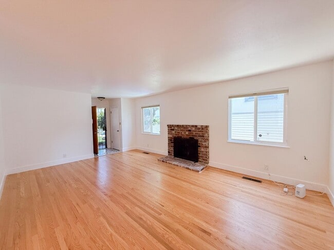 5436 Fresno Ave in Richmond, CA - Building Photo - Building Photo