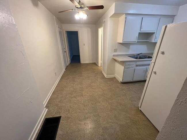 246 Basswood Ave in Dayton, OH - Building Photo - Building Photo