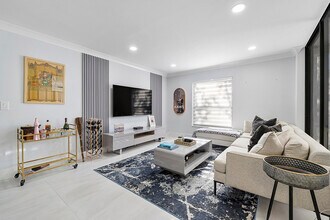 2678 Carambola Cir N in Coconut Creek, FL - Building Photo - Building Photo