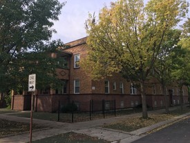 6800 S Harper Ave Apartments