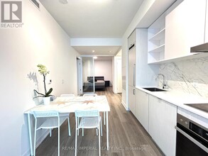 55-7655 Cooper St in Toronto, ON - Building Photo - Building Photo