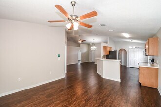 7428 Prosperity Park Rd N in Jacksonville, FL - Building Photo - Building Photo