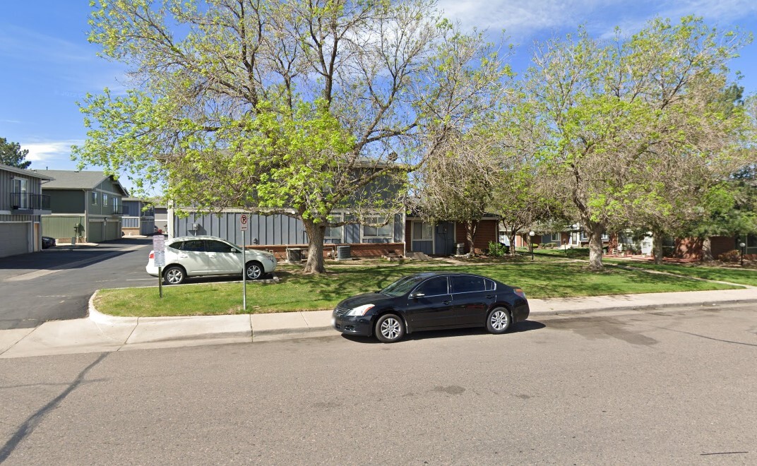 13341 E Louisiana Ave in Aurora, CO - Building Photo