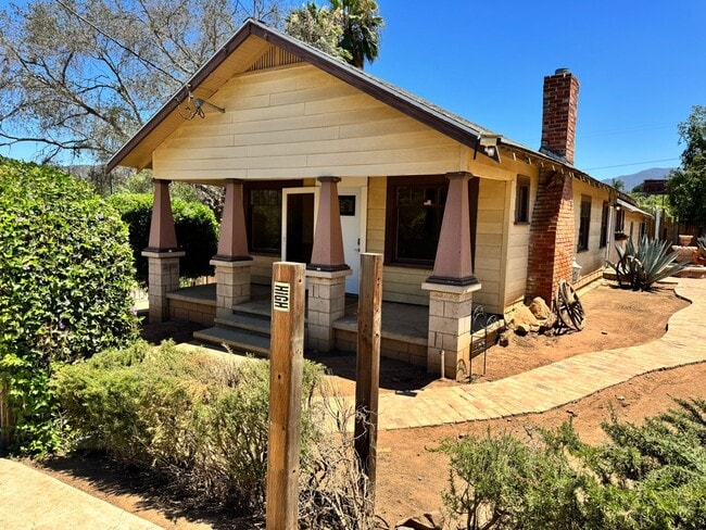 15806 Olde Hwy 80 in El Cajon, CA - Building Photo - Building Photo