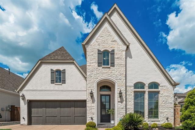1753 Sir Dustin Ln