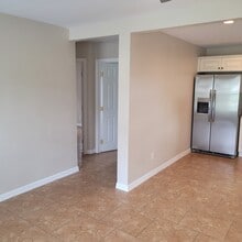 1824 Beachwood Dr in North Fort Myers, FL - Building Photo - Building Photo