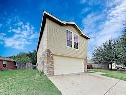 property at 1132 Sandalwood Dr