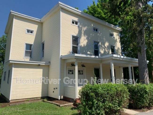 property at 122 Valentine St