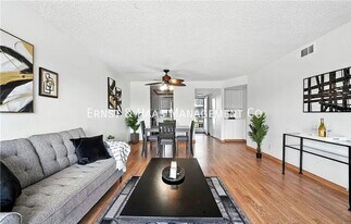 955 E 3rd St in Long Beach, CA - Building Photo