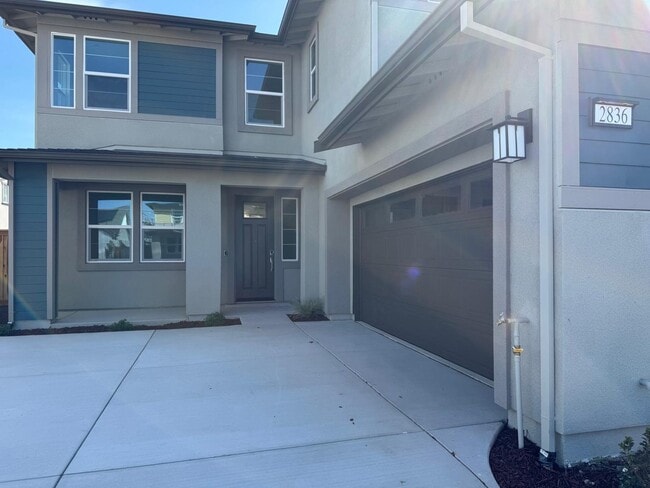 2836 Wrangell St in Manteca, CA - Building Photo - Building Photo