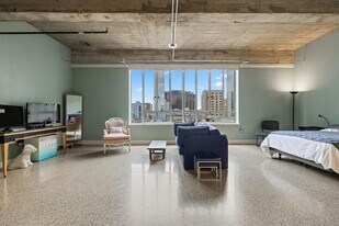 710 Colorado St in Austin, TX - Building Photo