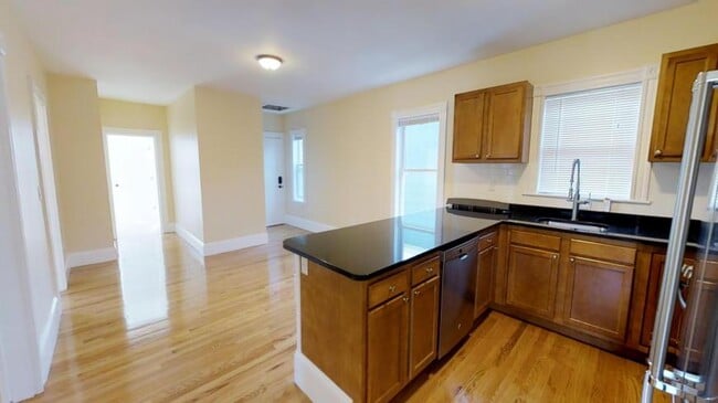 42 Gorham St in Somerville, MA - Building Photo - Building Photo