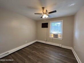 1221 Riverside Ave in Elizabeth City, NC - Building Photo - Building Photo