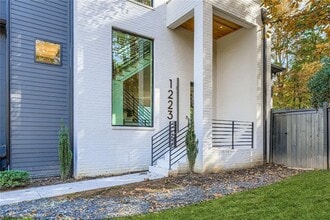 1223 Mayfair Dr NE in Atlanta, GA - Building Photo - Building Photo