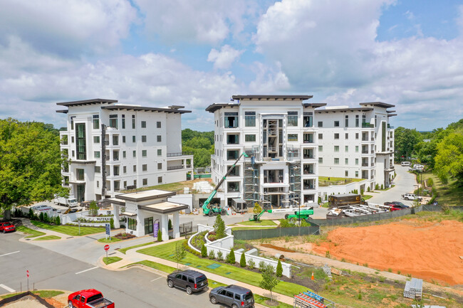 Watermark Condos in Cornelius, NC - Foto de edificio - Primary Photo