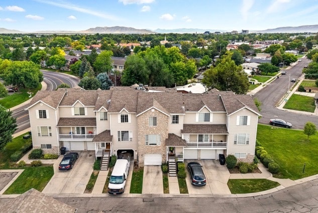 property at 553 N Seven Peaks Blvd