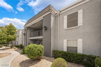 3823 S Maryland Pkwy in Las Vegas, NV - Building Photo - Building Photo