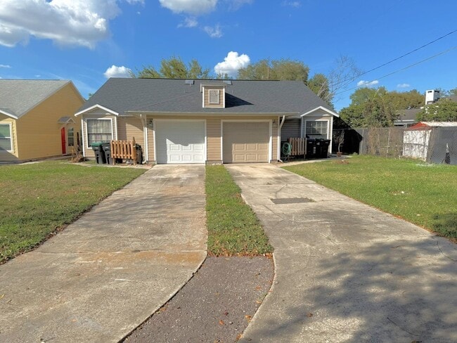 property at 2453 E Illiana St