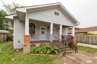 1914 Hardy St photo'