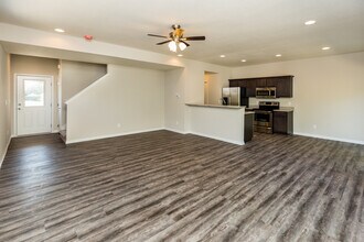 304 SE 30th St in Ankeny, IA - Building Photo - Building Photo