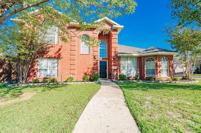 property at 920 Dogwood Ln