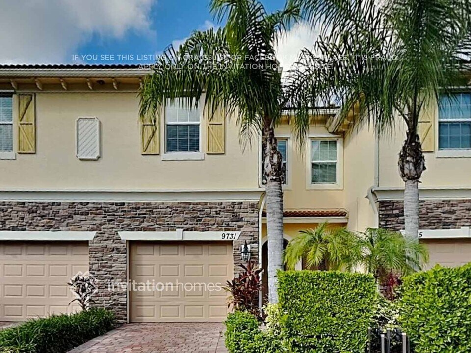 9731 SW Purple Martin Way in Stuart, FL - Foto de edificio