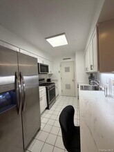 21 Lake St in White Plains, NY - Building Photo - Building Photo