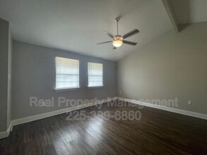 5500 Dianna Dr in Baton Rouge, LA - Building Photo - Building Photo