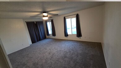 6521 S La Corta Dr in Tempe, AZ - Foto de edificio - Building Photo