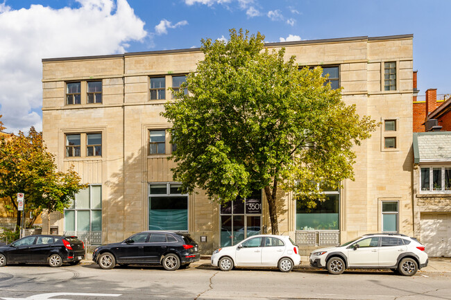 3501 Saint-Hubert Rue in Montréal, QC - Building Photo - Building Photo