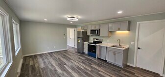 1412 Hanshaw Rd in Ithaca, NY - Building Photo