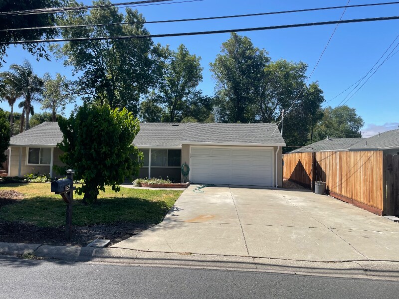 22 E Vivian Dr in Pleasant Hill, CA - Building Photo