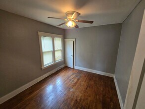 837 Alhambra Rd in Cleveland, OH - Building Photo - Building Photo