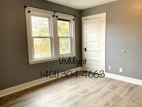 10 Green St, Unit #3 in New Bedford, MA - Building Photo - Building Photo