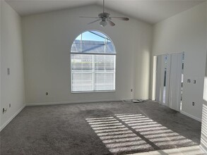 725 Kildrummy Dr in Davenport, FL - Building Photo - Building Photo