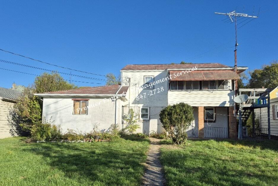 1616 Tyler St in Aliquippa, PA - Building Photo