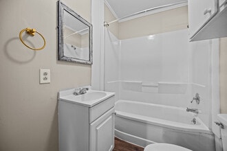 203 Spring St in Louisburg, NC - Building Photo - Building Photo