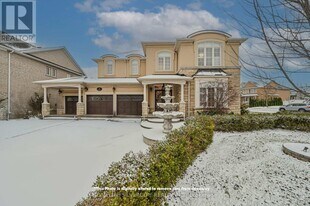 5 Highvalley Cir in Brampton, ON - Building Photo